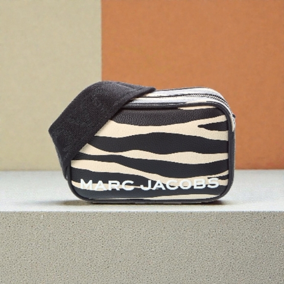 Marc Jacobs Handbags - Marc Jacobs Zebra Bold Flash Leather Camera Bag
